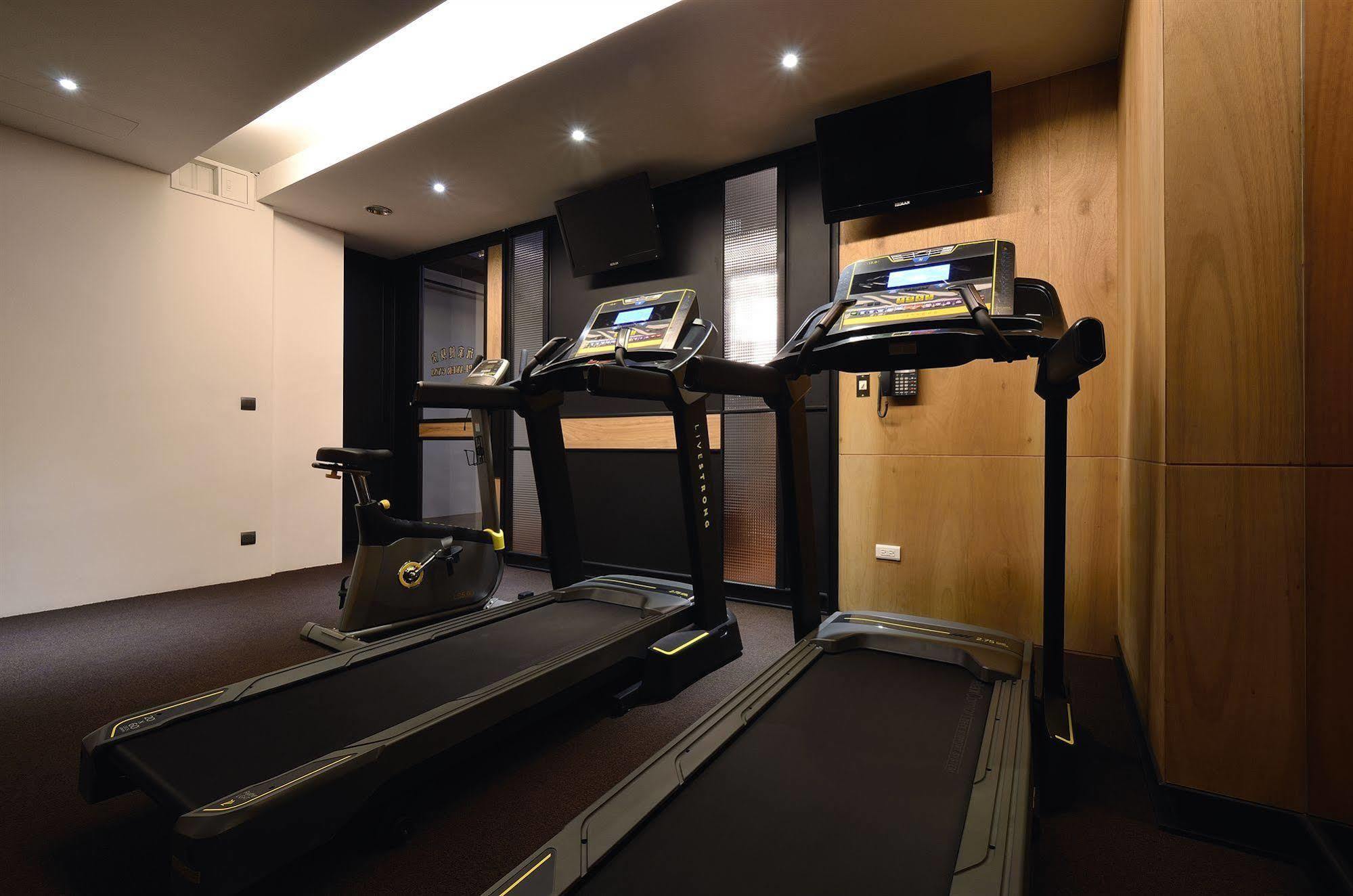 Reddot Hotel Taichung Luaran gambar